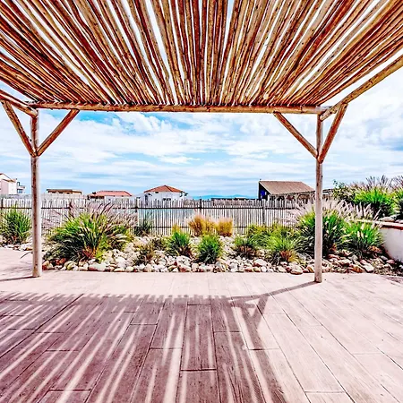 Sombrero By Interhome * Le Barcarès