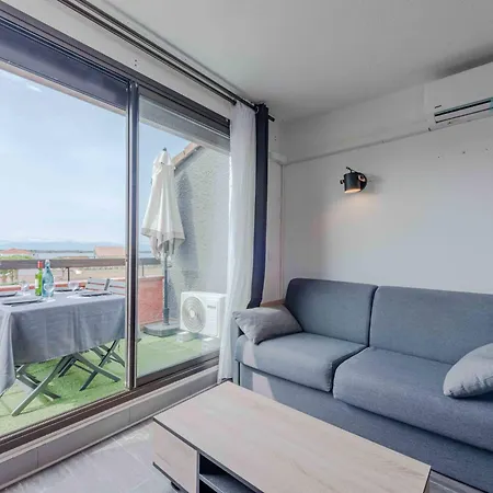 Sombrero By Interhome * Le Barcarès
