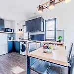 Sombrero-1 By Interhome